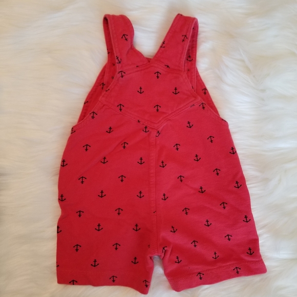 Red short overalls - Picture 2 of 3